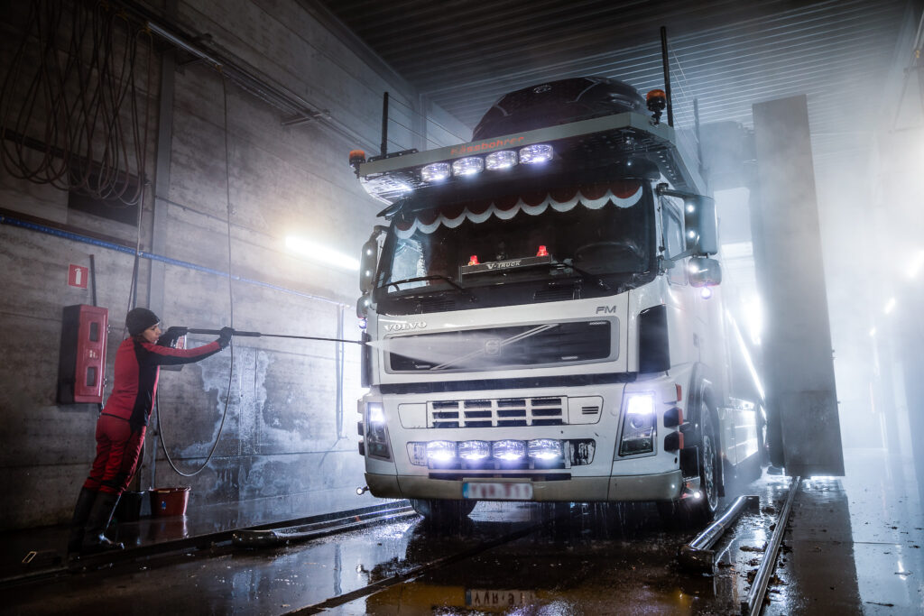 ca083e68d581252b7c0ac0eb83e3c283